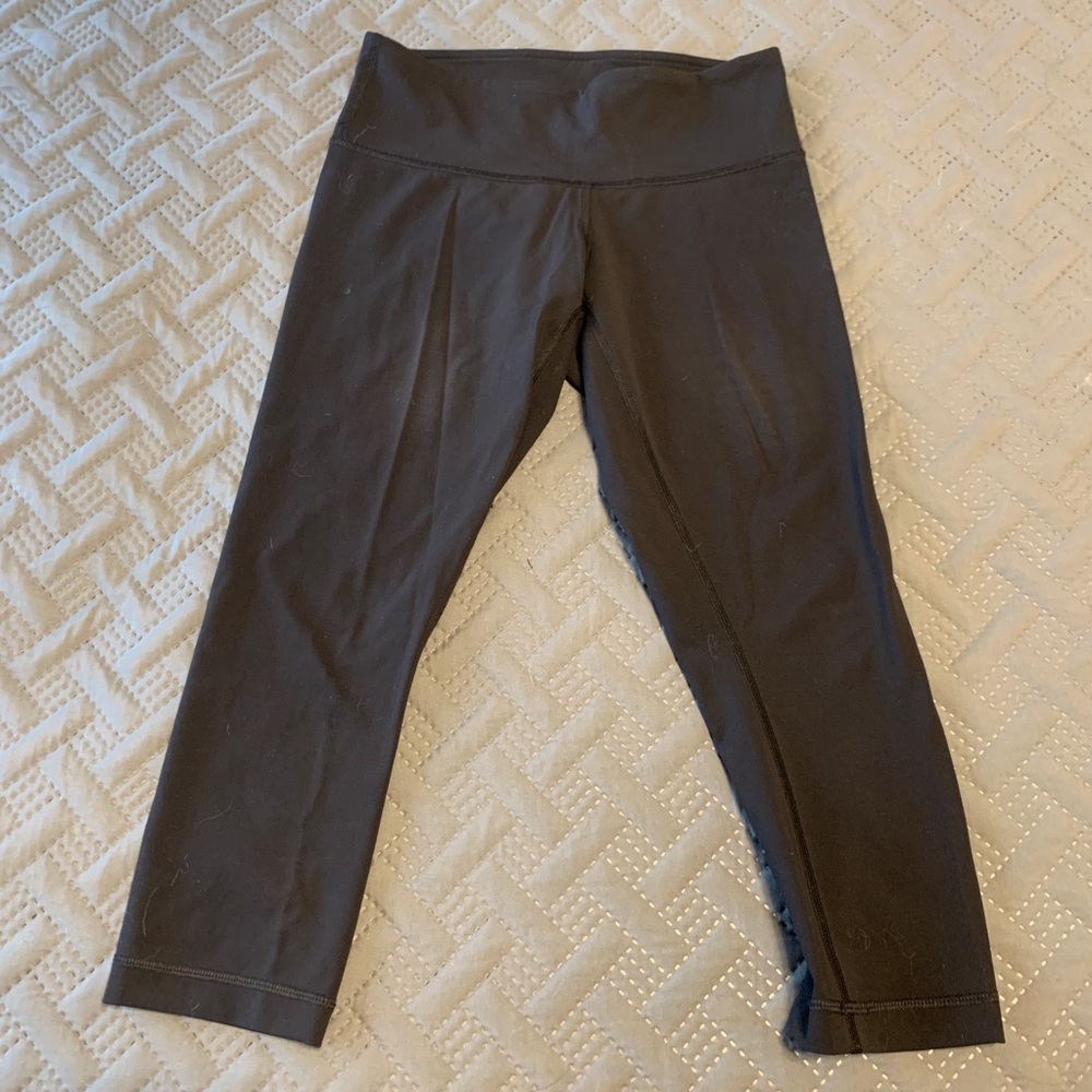 Lulu wunder under full-on luxtreme crops, 6